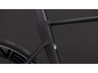 CUBE LITENING AIR C:68X RACE click to zoom image