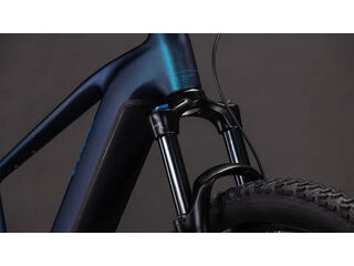 CUBE Reaction Hybrid Pro 800 click to zoom image