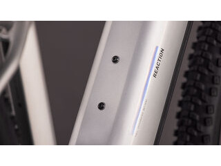 CUBE Reaction Hybrid One 800 click to zoom image