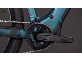 CUBE Reaction Hybrid One 600 click to zoom image