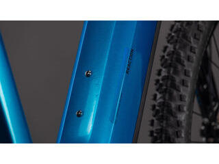 CUBE Reaction Hybrid Performance 600 click to zoom image