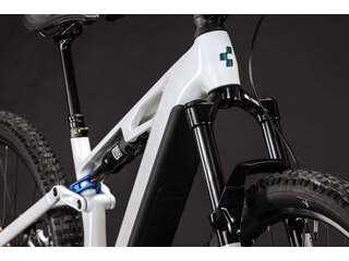 CUBE Stereo Hybrid One44 Hpc Pro 800 Metallicwhite/blue click to zoom image