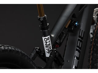 CUBE Stereo Hybrid One77 Hpc At 800 Carbon/white click to zoom image