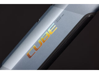 CUBE Reaction Hybrid Performance 720 Fe Ashgrey/prism click to zoom image