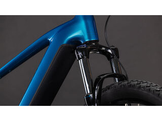 CUBE Reaction Hybrid Performance 600 click to zoom image
