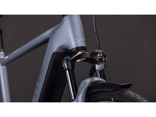 CUBE Touring Hybrid Pro 800 click to zoom image