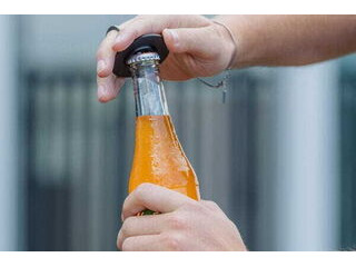 QUADLOCK MOUNTING SYSTEM MAG Phone Ring/Stand & Bottle Opener click to zoom image